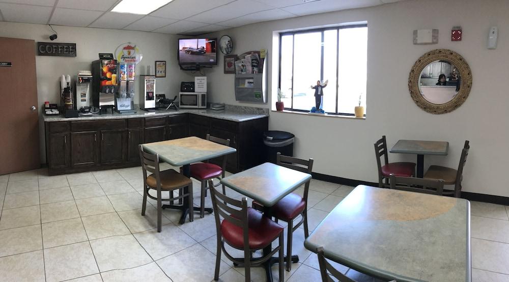 Super 8 By Wyndham Merrillville Luaran gambar