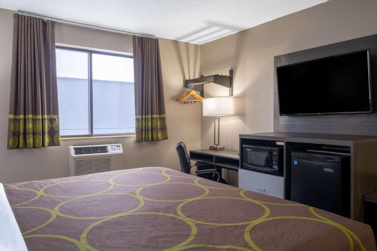 Super 8 By Wyndham Merrillville Luaran gambar