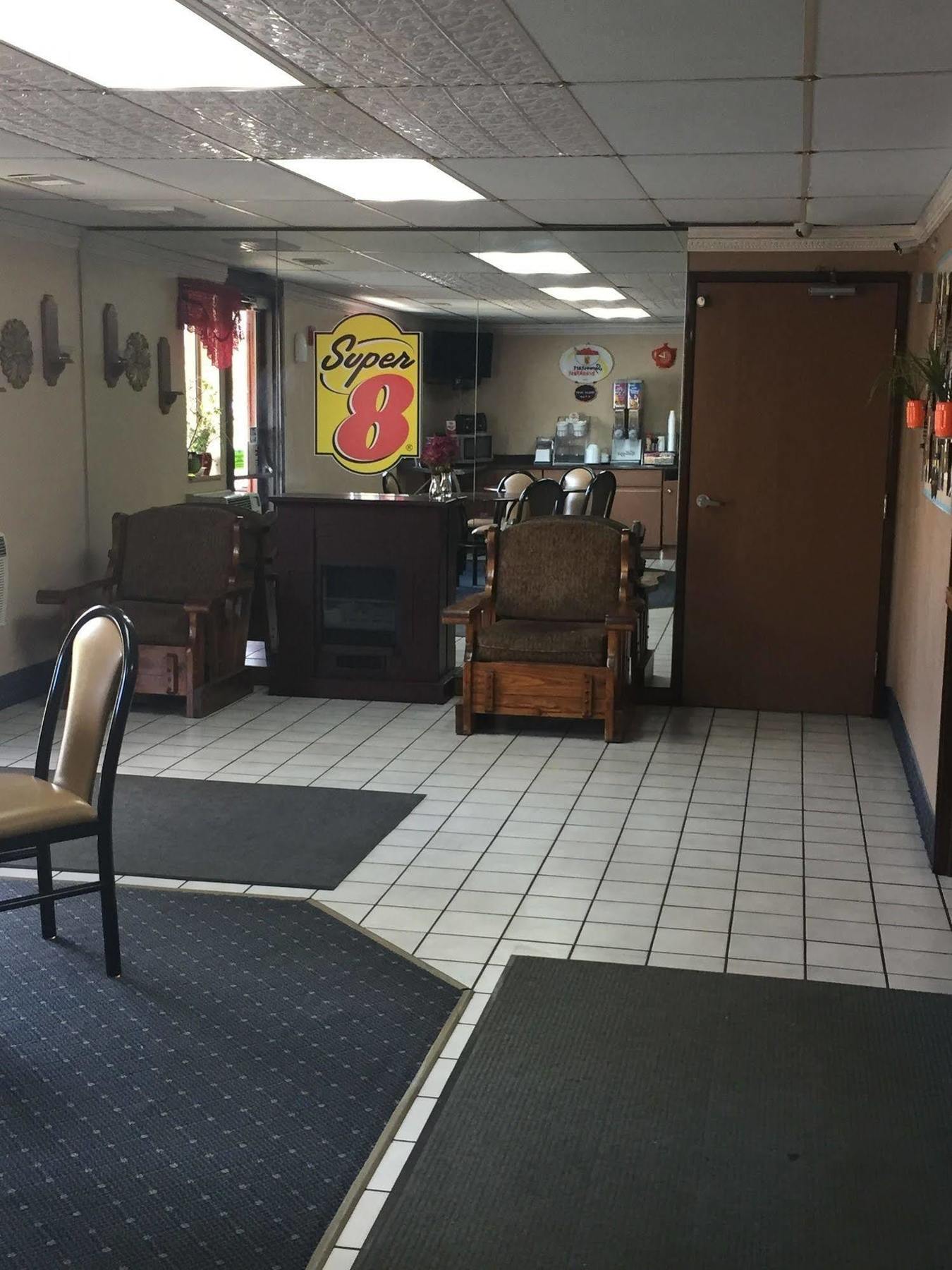 Super 8 By Wyndham Merrillville Luaran gambar